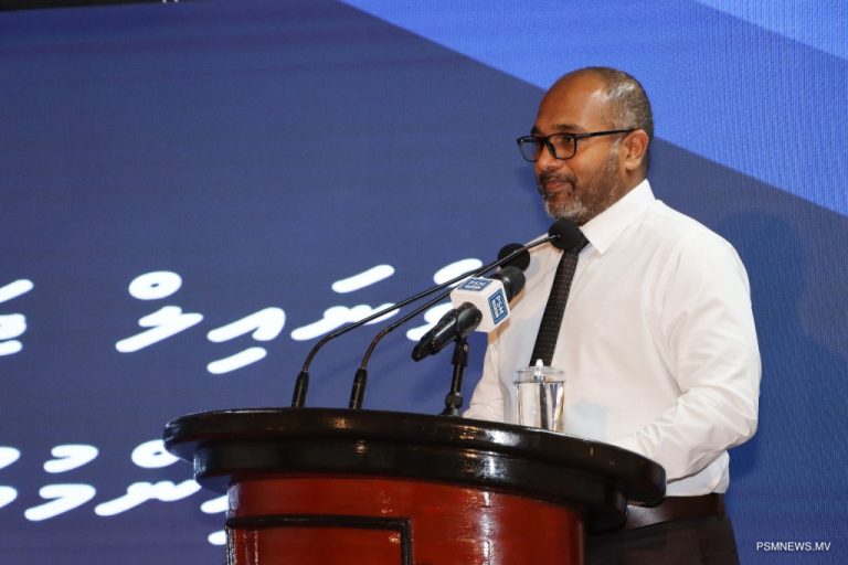 "ހޯޕް އައިލެންޑް"ނިމުމުން ނިޒާމުގެ ތެރެއިން ބަލަހައްޓަން ޖެހޭ ކުދިންގެ އަދަދު މަދުވާނެ: ވަޒީރު އިޙްސާން
