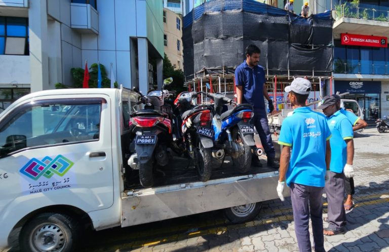 މާލޭ މަގުތަކުގައި ހުރި ބާ އުޅަނދުތައް އަނެއްކާވެސް ނަގަން ފަށައިފި