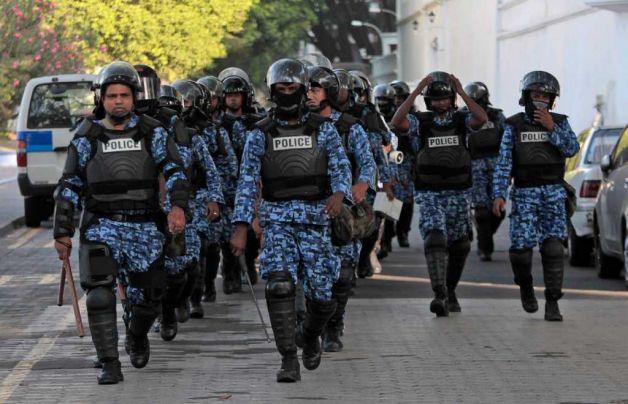 ފުލުހުންގެ ތަމްރީނުތަކެއް ހުޅުމާލޭގައި ކުރިއަށް ގެންދަނީ