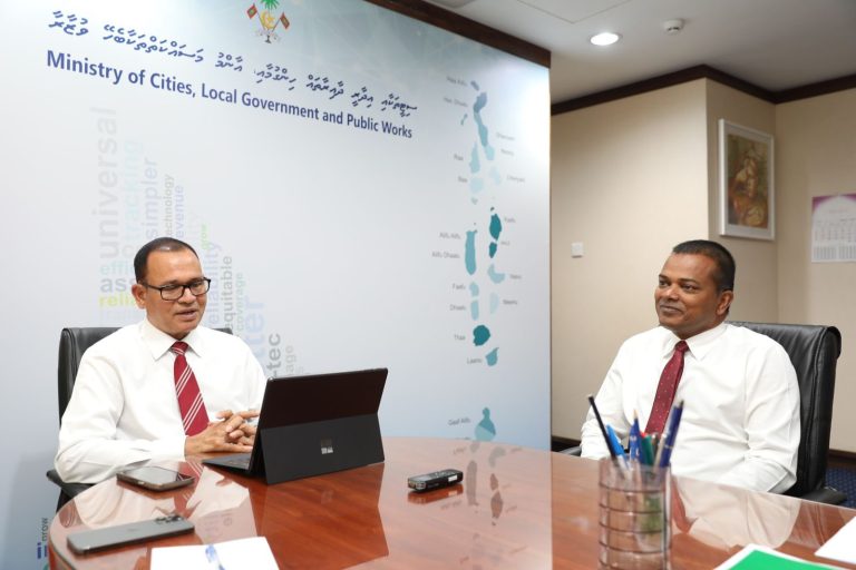 ލޯކަލް ގަވަރމަންޓް މިނިސްޓްރީގެ ޓީމެއް އައްޑުއަށް ފޮނުވަން ވަޒީރު ނިންމަވައިފި