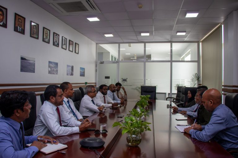 ވަޒީރު ޠާރިޤް، އަލިފުށީ ކައުންސިލާ ބައްދަލުކުރައްވައިފި