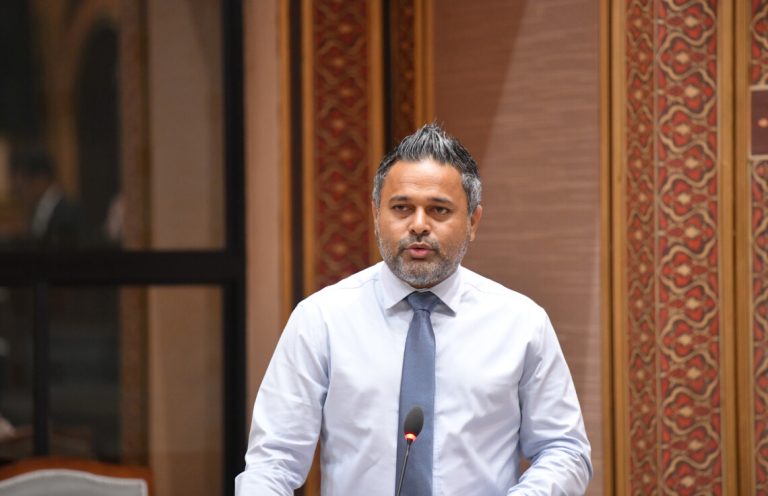 އައްޑޫ ފިޝަރީޒް ކޮމްޕްލެކްސްގެ ކެޕޭސިޓީ އިތުރުކުރުމުގެ މަސައްކަތް އަންނަ އަހަރު ފެށޭނެ - މިނިސްޓަރ ޝިޔާމް