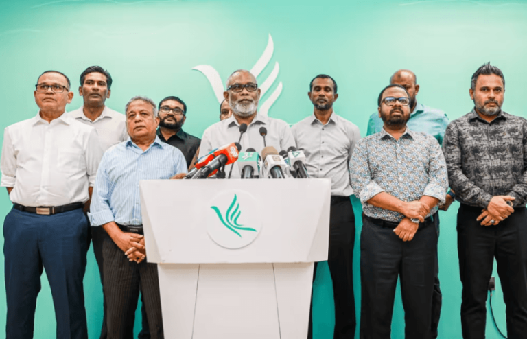 ވޭޕް މަނާކުރަން ރައީސް ނިންމެވި ނިންމެވުމަށް ކޮންގްރެސް ޕާޓީގެ ޝުކުރު