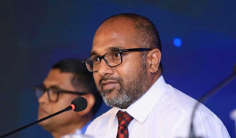 މި އަހަރު ނިމުމުގެ ކުރިން ހޯޕް އައިލެންޑްގެ މަސައްކަތް ބަޔަކާ ހަވާލުކުރާނަން: އިޙްސާން