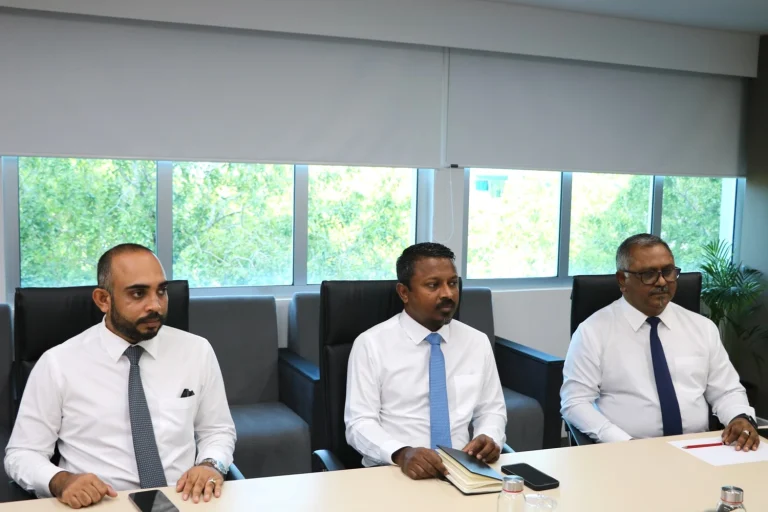 ނޫސްވެރިންގެ ކަންބޮޑުވުންތަކަށް ޙައްލު ހޯދައިދޭނަން: ބަންޑާރަނައިބު
