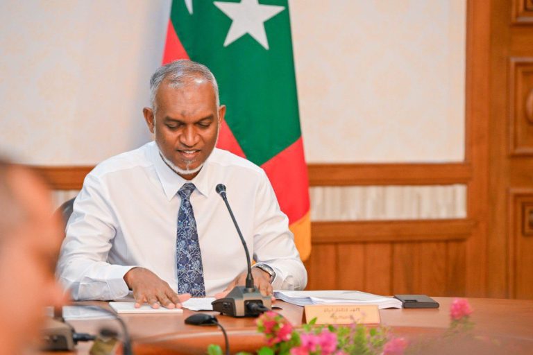 އޭސީސީއާއި އީސީގެ ވެރިން އައްޔަންކުރެއްވުމުގެ ބާރު ރައީސަށް ލިބޭ ބިލުތައް ތަސްދީގުކުރައްވައިފި