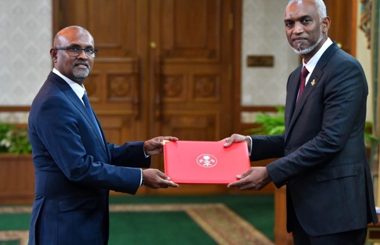 ރައީސްގެ އެޑްވައިޒަރު ހަލީލް އިކޮނޮމިކް ކައުންސިލަށް އައްޔަނު ކުރައްވައިފި