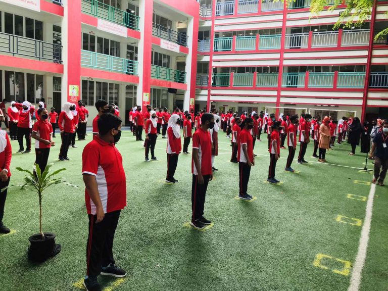 ދިރާސީ އާ އަހަރުގެ ކިޔެވުން ފެށުން އޭޕްރީލް 6 ގައި، ބޮޑު ޗުއްޓީ ޑިސެމްބަރުގައި