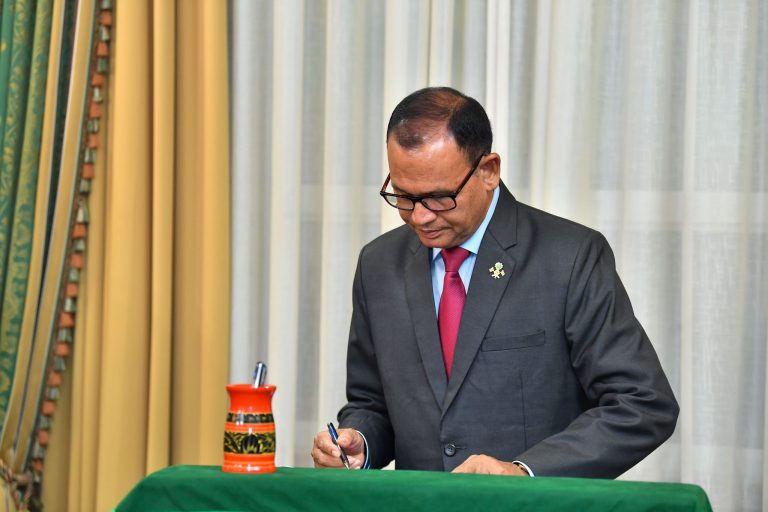ފާއިތުވި އެއް އަހަަރު މި ވުޒާރައިން ވަނީ ކާމިޔާބު މަސައްކަތްތަކެއް ކޮށްފަ: މިނިސްޓަރު ޝަރީފް