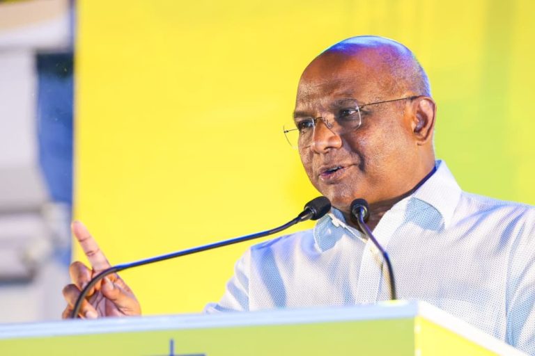 ރައްޔިތުންގެ ހައްގުގައި ވަކާލާތު ކުރުމުގައި އެމްޑީޕީ ފަހަތަކަށް ނުޖެހޭނެ: ޝާހިދު