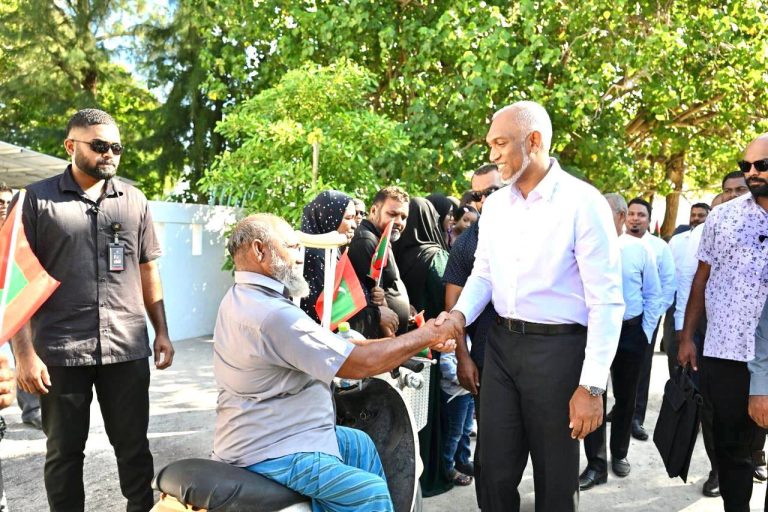 ރައްޔިތުންނަށް ޚިދުމަތް ދެމުން މިދަނީ ސިޔާސީ ގޮތުން އަމިއްލަ ފައިދާއެއް ހޯދުމަކަށް ނޫން: ރައީސް