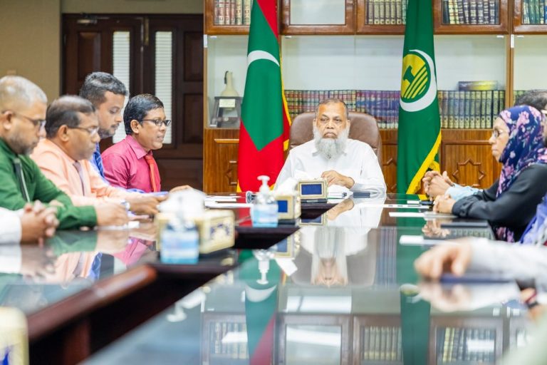 އިމާމުން ތާޒާކުރުން: އިތުރު 321 އިމާމުން ޕްރޮގުރާމް ފުރިހަމަކޮށްފި