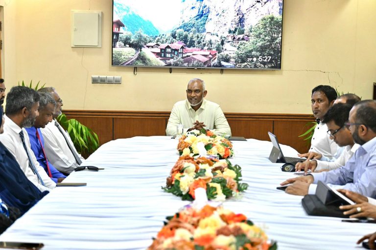 މަންދޫ ކައުންސިލަށް ރައީސްގެ ޔަގީންކަން: ވައުދުވި ކަންކަން ކުރިއަށްދާނެ