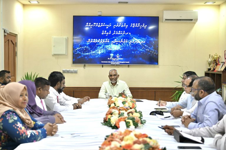 ދަނގެއްޗަށް ކަލްޗަރަލް ސެންޓަރަކާއި ޑޮލަރު އޭޓީއެމްއެއް