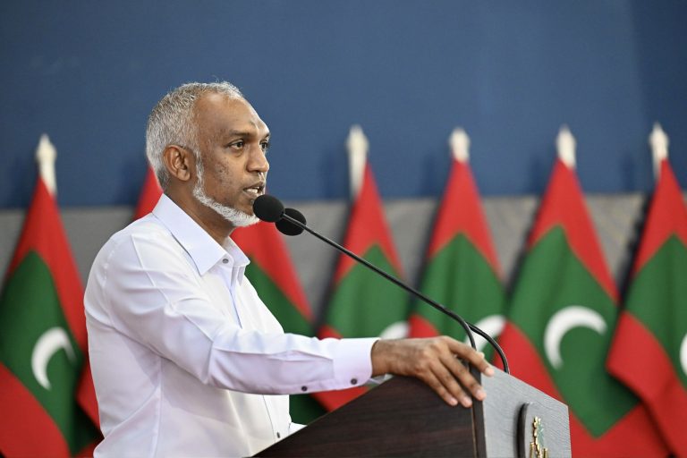 ދަރިންނަށް ރަނގަޅު މުސްތަގުބަލެއް ފޯރުކޮށްދެވޭނީ އަމިއްލަވަންތަކަން އަނބުރާ އިއާދަކޮށްގެން: ރައީސް