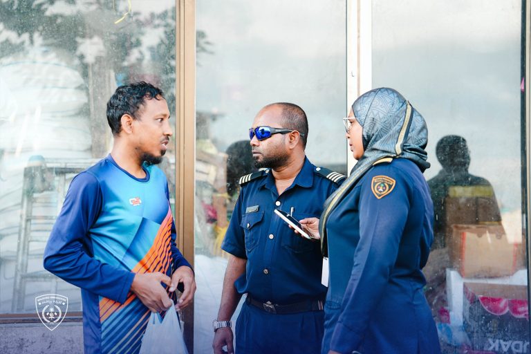 ކުރިއަށް އޮތް 6 މަހު އޮންނާނީ ބައޯމެޓްރިކް ޑޭޓާ ނުދޭ ބިދޭސީން ޑީޕޯޓުކުރުން: ރައީސް