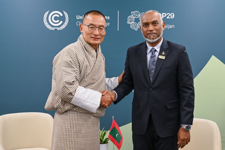 ރައީސް ޑރ.މުޢިއްޒު ބޫޓާންގެ ގައުމީ ދުވަހުގެ މުނާސަބަތުގައި ތަހުނިޔާ ފޮނުއްވައިފި