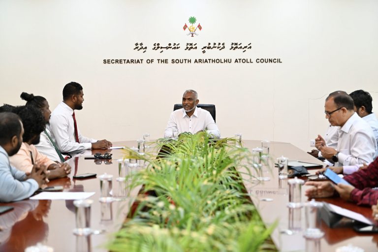 އދ.އަތޮޅުގެ ތަރައްގީއަށް އެންމެ މުހިންމު ކަންކަމާ ގުޅޭ ގޮތުން މަޝްވަރާ ކުރައްވައިފި