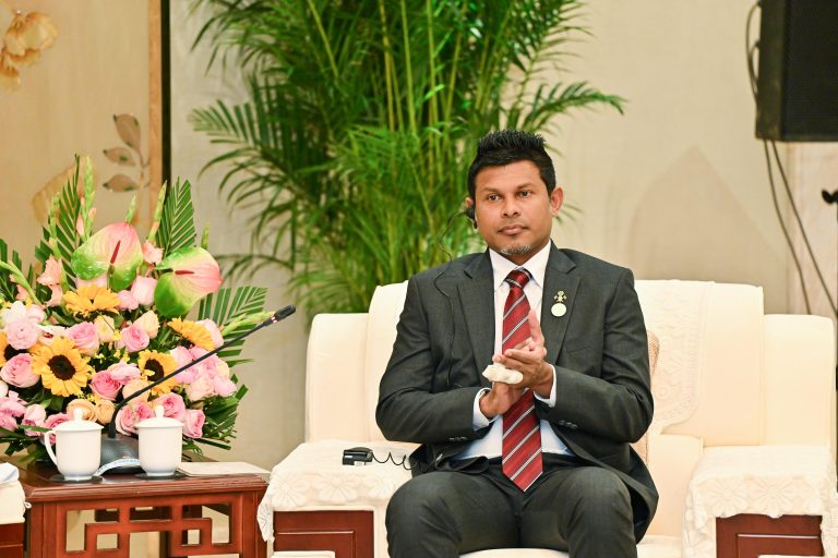 ޗައިނާއަކީ ރާއްޖޭގެ އިތުބާރު އޮތް ރަޙުމަތްތެރިއެއް: ނައިބު ރައީސް