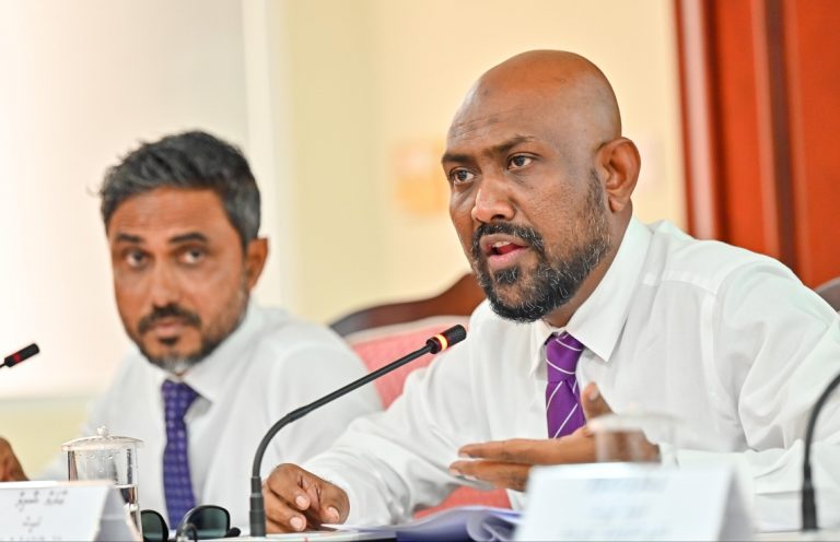 ގެދޮރުވެރިޔާ ސްކީމާ ގުޅޭ މައްސަލާގައި ދައުވާކުރުމާމެދު އޭސީސީއިން ޕީޖީއާއެކު މަޝްވަރާ ފަށައިފި