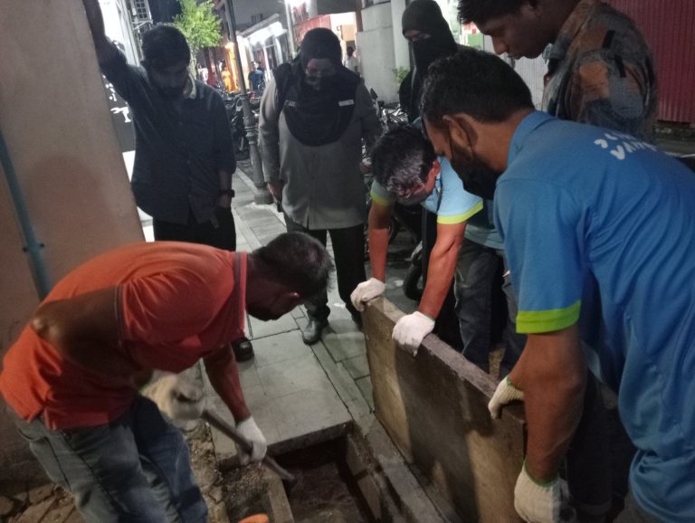 ރޯޝަނީ މަގު ޖަންގްޝަނަކުން ނުބައިވަސް ދުވާތީ ސާފުކުރަނީ