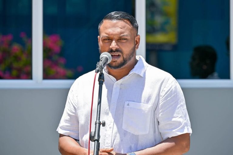 10 ވަނަ ދުވަހު އެމްޑީޕީން ނުކުންނަނީ ޕާޓީގެ ބޮޑުންގެ ވައްކަންތަކުގެ ދިފާއުގައި: ނަރީޝް