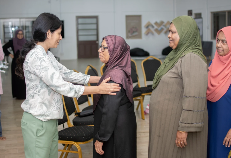 އިސްރަށްވެހިންނަށް މަޢުލޫމާތު ދިނުމުގެ ސެޝަނެއް ބާއްވަނީ