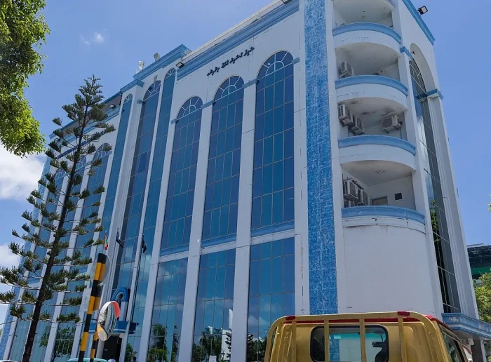 މަސްތުވާތަކެތީގެ 107 ބުލެޓާ ހަވާލުވާން ދިޔަ ދިވެއްސަކު ހައްޔަރުކޮށްފި