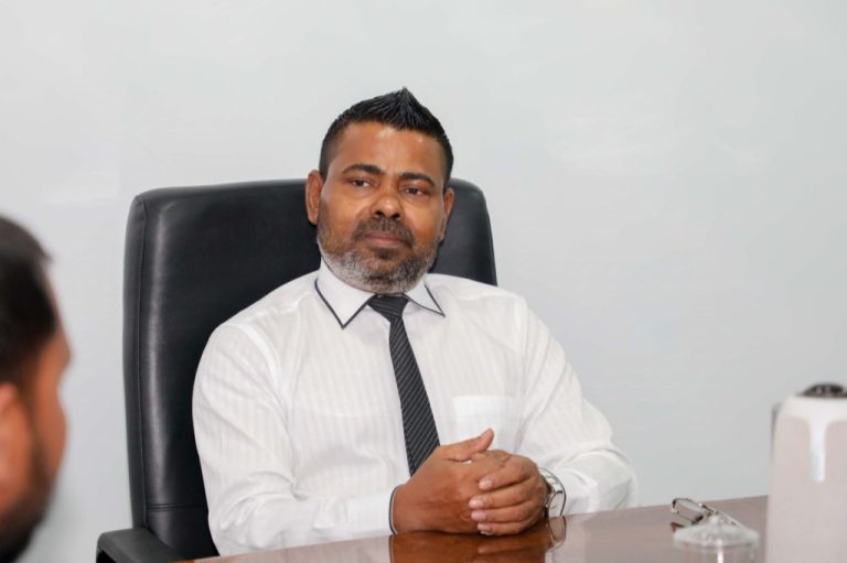 ފެނަކަ ހަމަ އިސްކޮޅަށް ތެދުވެލަން ދެން ބޭނުންވަނީ ދެތިން އަހަރު: ރުކުމާ
