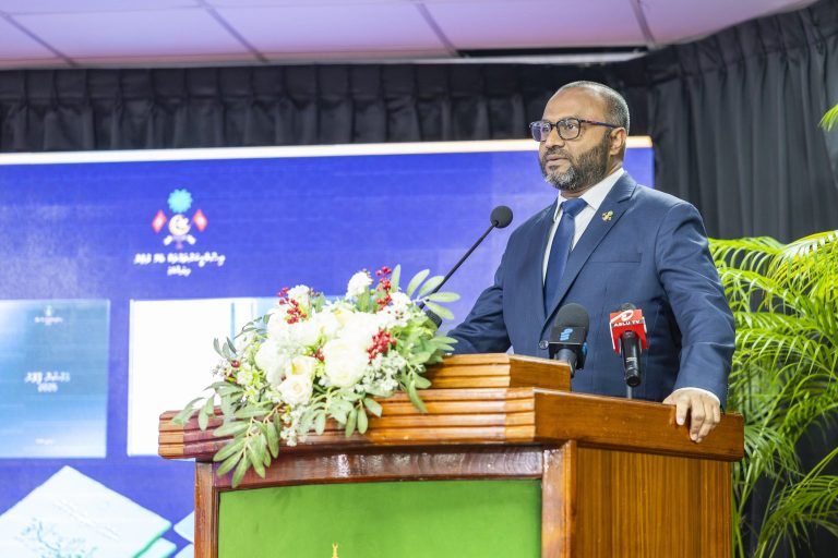 ޢުމްރާ އުސޫލާ ޚިލާފުވެފައިވާ އިތުރު ކުންފުނިތަކަށް ފިޔަވަޅު އަޅަނީ