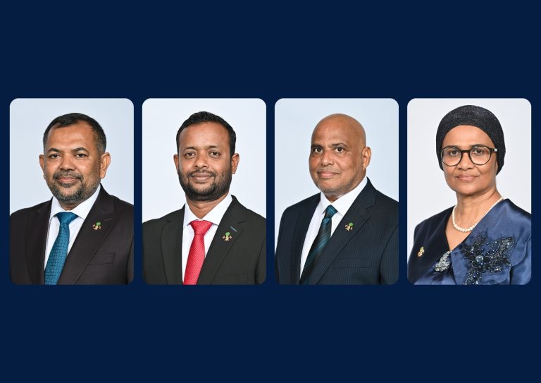 ބައެއް ވުޒާރާތައް އެއްކޮށްލައި، ކެބިނެޓަށް ބަދަލުތަކެއް ގެނެސްފި