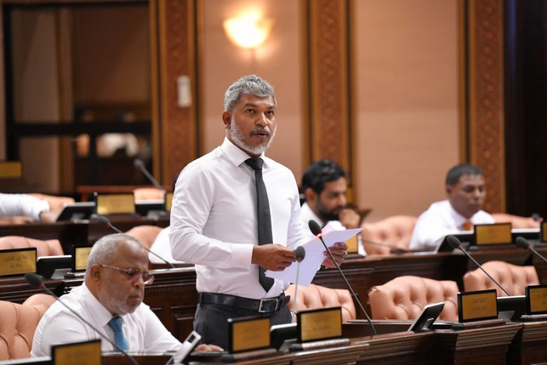 ގޭންގު ބިލު މަޖިލީހަށް ހުށަހަޅައިފި