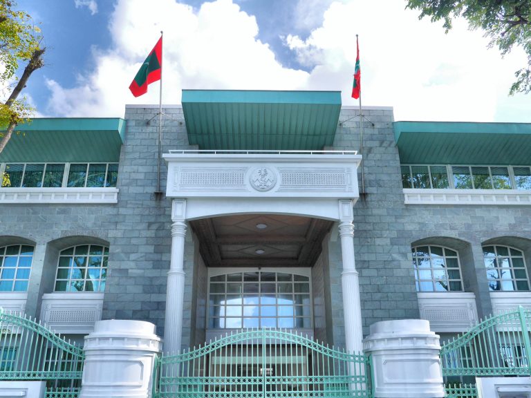 ޖެނުއަރީ ދެވަނަ ދުވަހު ސަރުކާރު ބަންދު