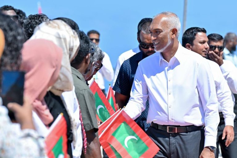 ކެންސަރު ދުވަހާއި ގުޅިގެން ދުންފަތާއި ދުރުވުމަށް ރައީސްގެ އިލްތިމާސްއެއް!