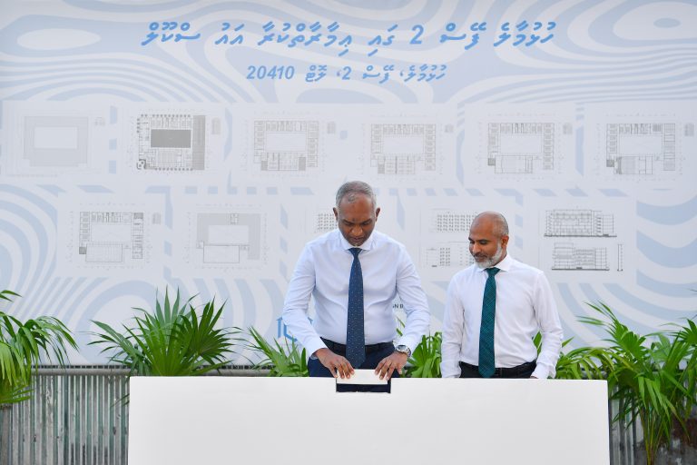 ފަންނިއްޔަތާއި ތަޢުލީމު އެކުއެކީގައި އެކުލެވިގެންދިއުމަކީ ލާޒިމު ކަމެއް: ރައީސް