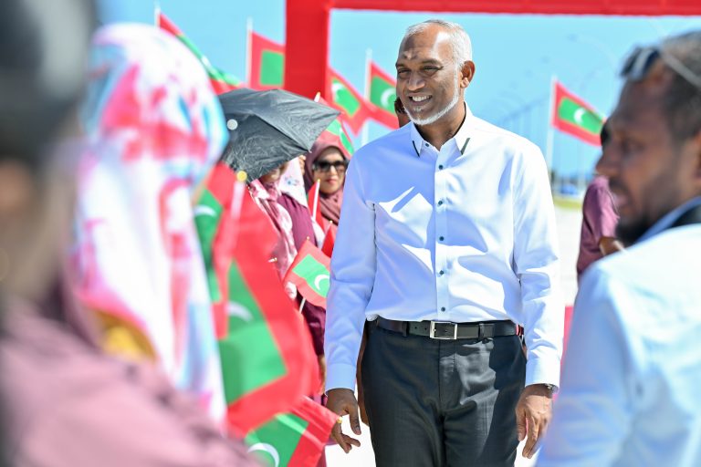 ތިން ދުވަހުގެ ދަތުރުފުޅެއްގައި ރައީސް މާޅޮސްމަޑުލު އުތުރުބުރިއަށް ފުރާވަޑައިގެންފި