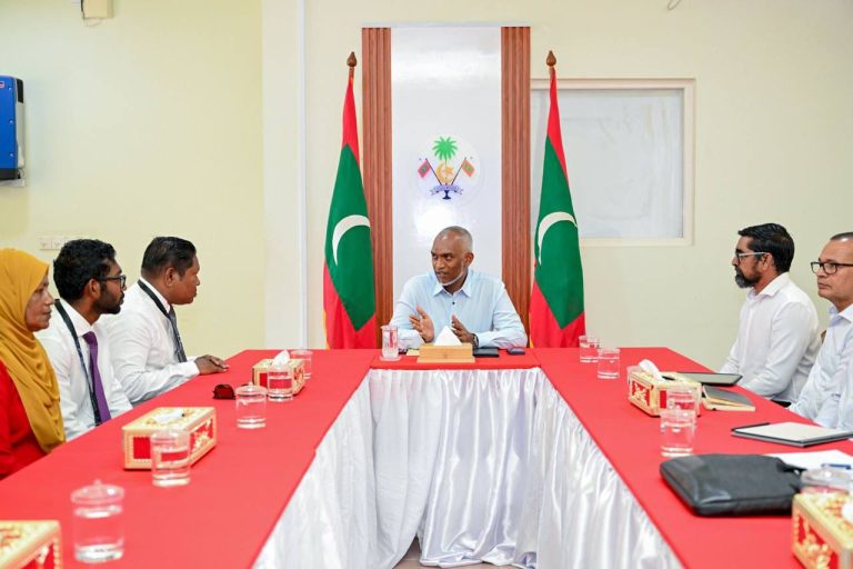 ވާދޫގެ ސޯލާ މަޝްރޫޢު ނިމޭއިރު ކަރަންޓުގެ މައްސަލައަށް ޙައްލެއް ލިބިގެންދިއުމަށް ބޭނުން: ރައީސް