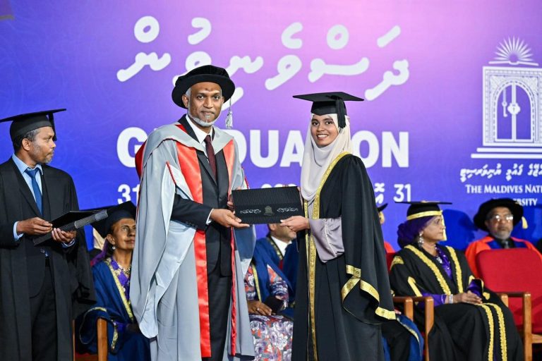 މެޑިސިން ކިޔެވުމަށް 7 ސްކޮލަރޝިޕް ފުރުޞަތު ހުޅުވާލައިފި
