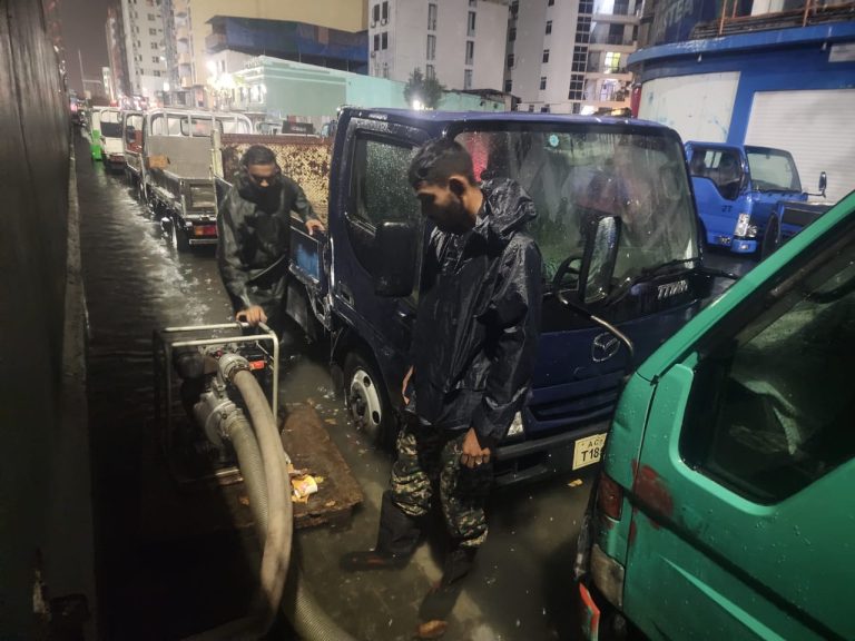 ފެންބޮޑުވުމުގެ ސަބަބުން 44 މީހަކަށް ވަގުތީ ބޯހިޔާވަހިކަން ހަމަޖައްސައިދީފި