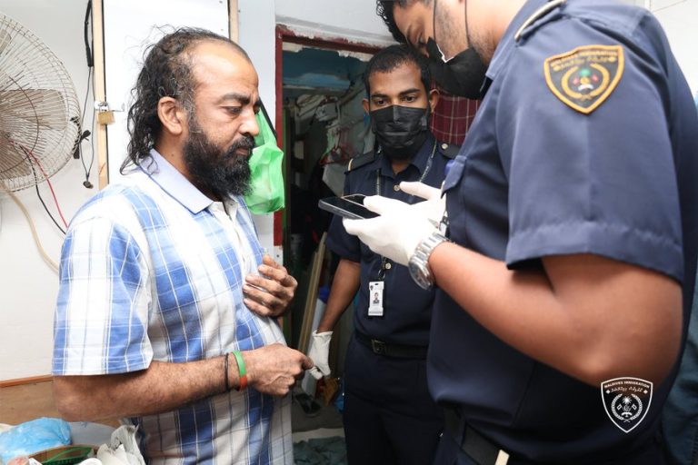 މިދިޔަ އަހަރު ފާސްކުރި ތަންތަނުގައި ބިދޭސީން މިހާރު އުޅެމުންދަނީ ގަވާއިދާ އެއްގޮތަށްތޯ ބަލަނީ