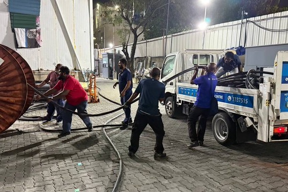 ވަގުތީ ކޭބަލެއް އަޅައި، ސައިމާ ގޯޅިއާއި ގުލާބީމަގަށް އަލުން ކަރަންޓު ދީފި
