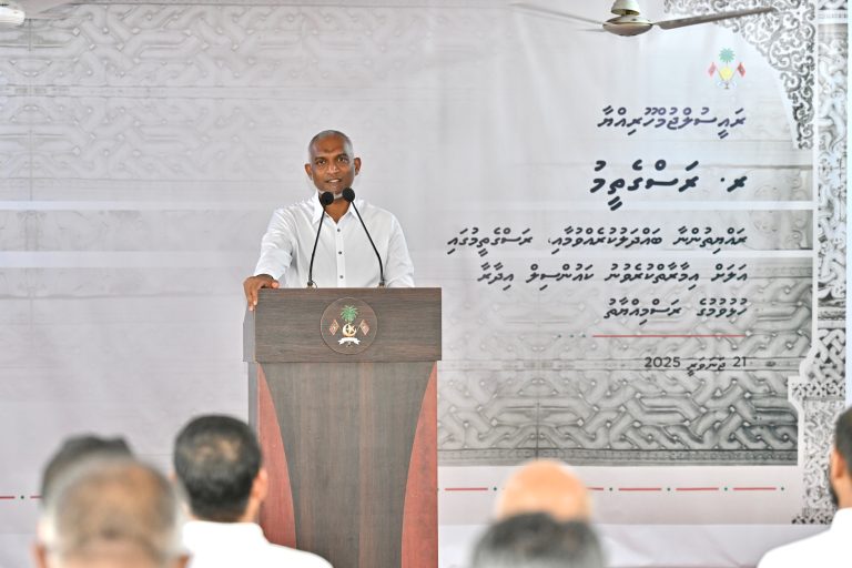 ރަސްގެތީމުގެ ބަނދަރުގެ މަސައްކަތް މިއަހަރު ފައްޓައި ސްކޫލްގެ މަސައްކަތް މިއަހަރު ތެރޭ ނިންމައިދޭނަން: ރައީސް