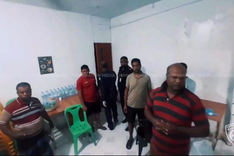 މާލޭގައި ގަވާއިދާ ހިލާފަށް އުޅުނު ބިދޭސީންތަކެއް އަތުލައިގެންފި