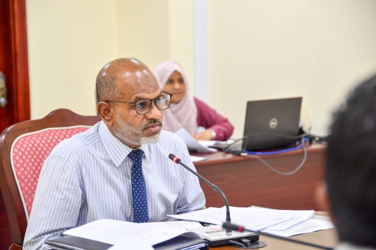 އަޅުގަނޑަކީ އެއްވެސް ޒަމާނެއްގައި މިނިވަން މީޑިއާއާއި ދެކޮޅު ފަރާތެއް ނޫން: ނާޒިމް