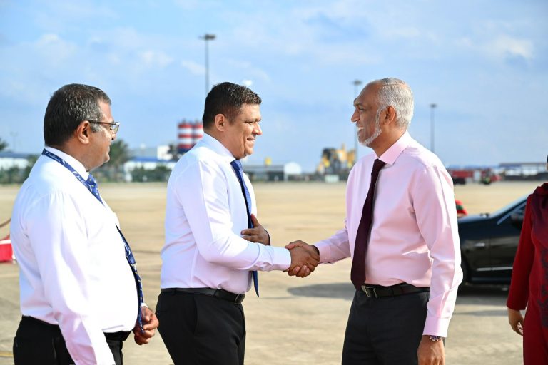 އައިލޭންޑް އޭވިއޭޝަން ދަރަނިވެރިވީ ކުރީ ސަރުކާރަށް މެނޭޖް ނުކުރެވިގެން: މިނިސްޓަރ އަމީން