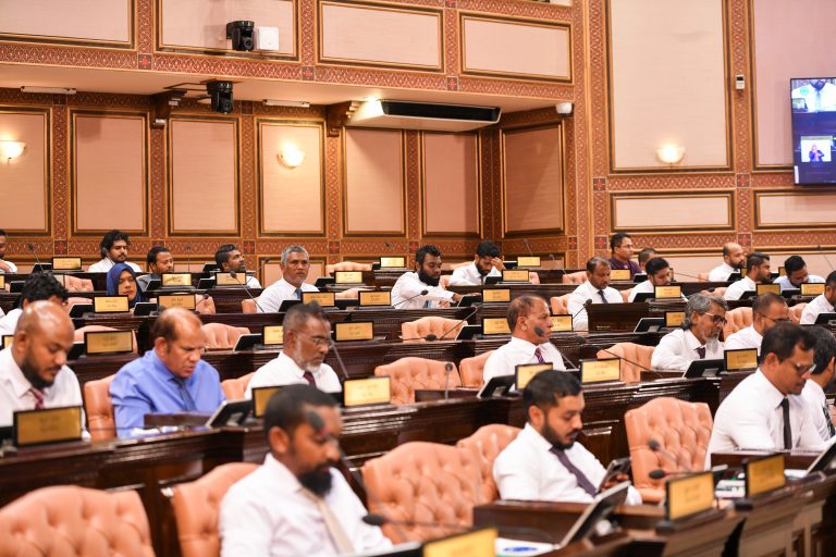 ރޯދަމަހު މަޖިލީހުގެ ޖަލްސާތައް ބާއްވަން ނިންމަނީ