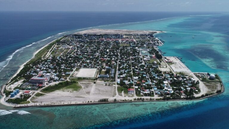ތިނަދޫގައި ބިދޭސީއަކު ނިޔާވެފައި އޮއްވާ ފެނިއްޖެ