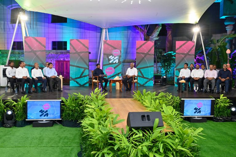 ފަސް ވަޒީރުންނާއެކު ހަތަރުވަނަ “އަހާ” ފޯރަމް މިރޭ ބާއްވަނީ