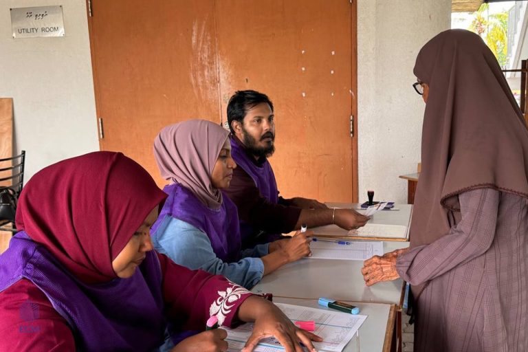 ބައި-އިލެކްޝަންތަކުގައި ޕީއެންސީން ނުވަ ގޮނޑި ކާމިޔާބުކޮށްފި