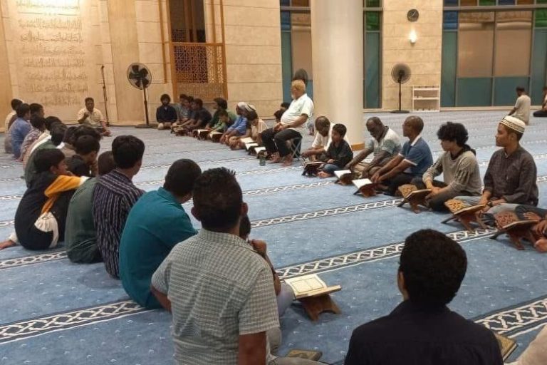 ޤާރީންގެ ދަތިކަން އޮތް ހަ ރަށަކަށް ރާއްޖެއިން ބޭރުގެ ޤާރީން މިއަދު މާލެ އަންނަނީ